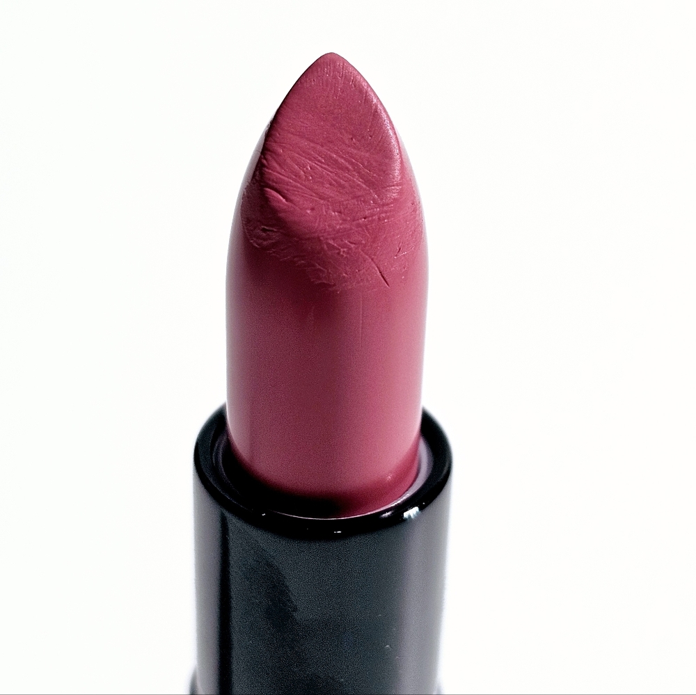 MAC Cosmetics Love Me Lipstick